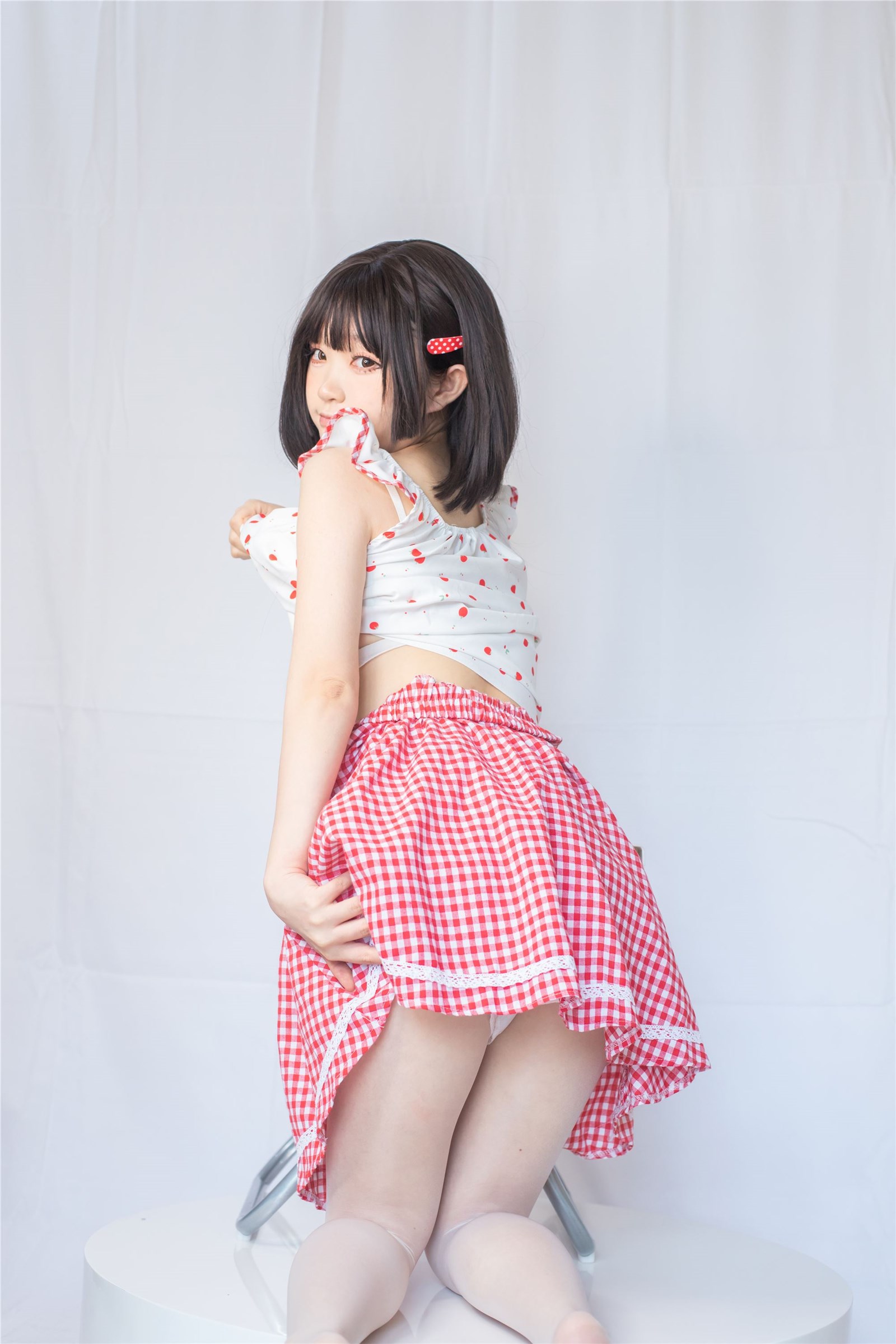 Nagari Kamizawa - Pink plaid dress(13)